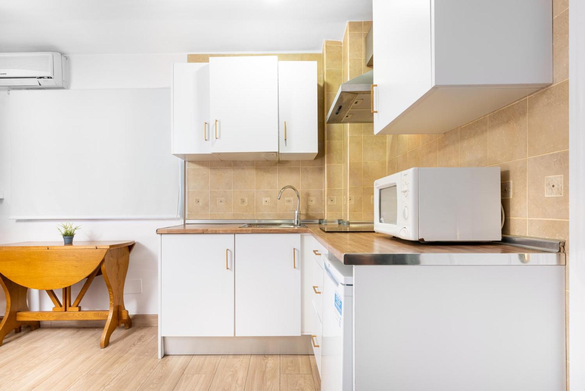 Wintowinrentals Comodo Estudio En Malaga. Dış mekan fotoğraf